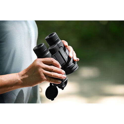 Nikon 8x42 Monarch M5 Binoculars (Black) image 4