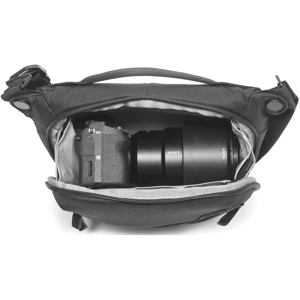 Peak Design Everyday Sling v2 (Ash, 3L) image 2