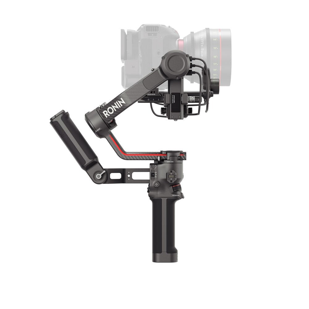 DJI RS 3 Pro Combo Gimbal Stabilizer image 3