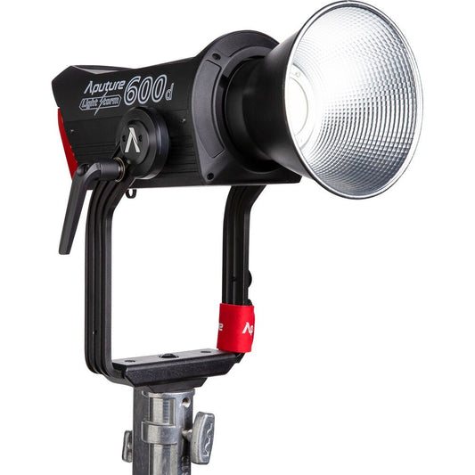 Aputure LS 600d Daylight LED Light (V-Mount) image 0