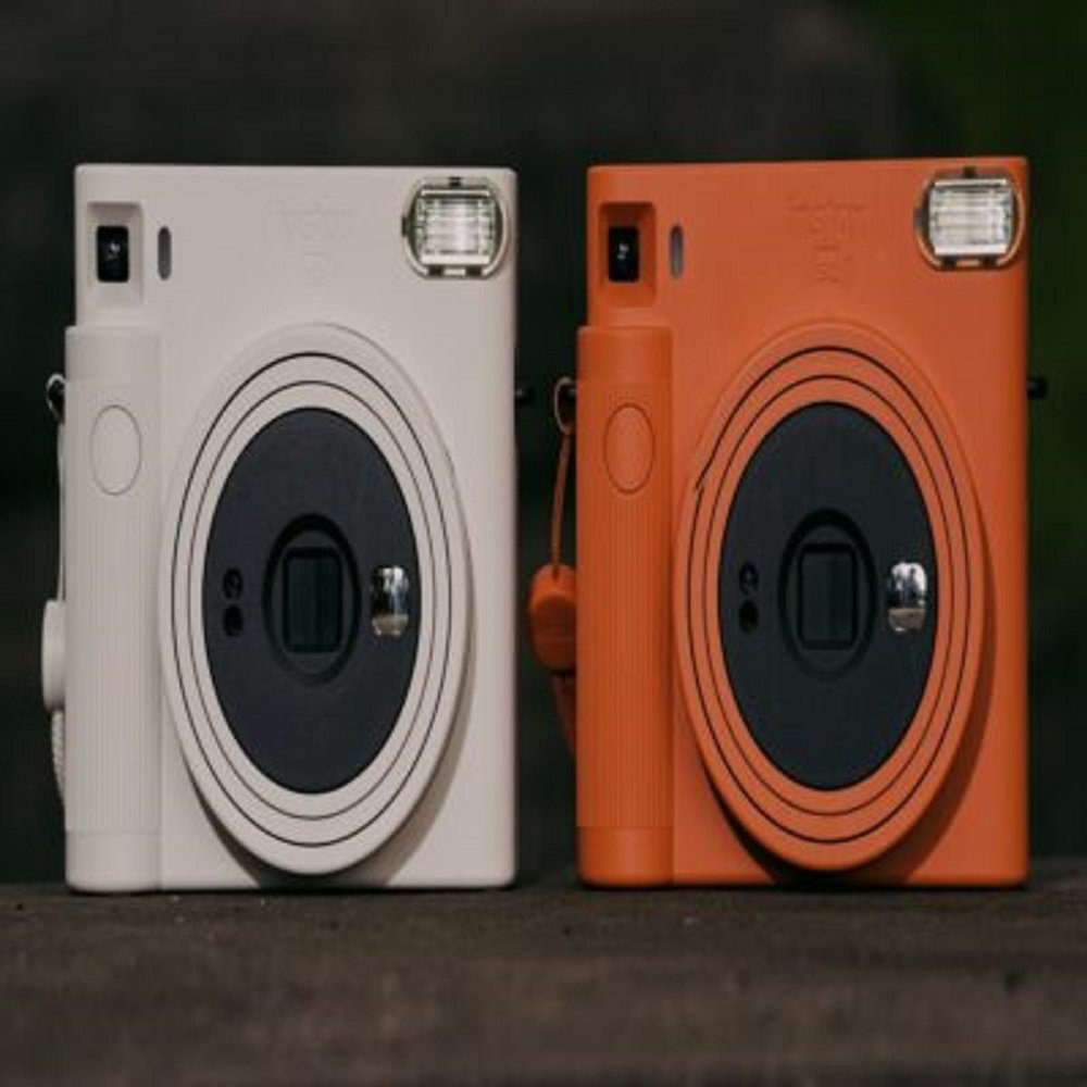 Fujifilm Instax Square SQ 1 Instant Camera Starter Kit image 0
