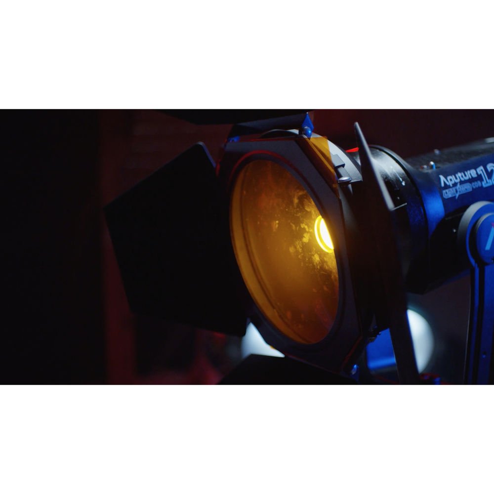 Aputure LS C120D II LED Light Storm LS C120D II LED Light Kit with V-Mount Battery Plate image 6