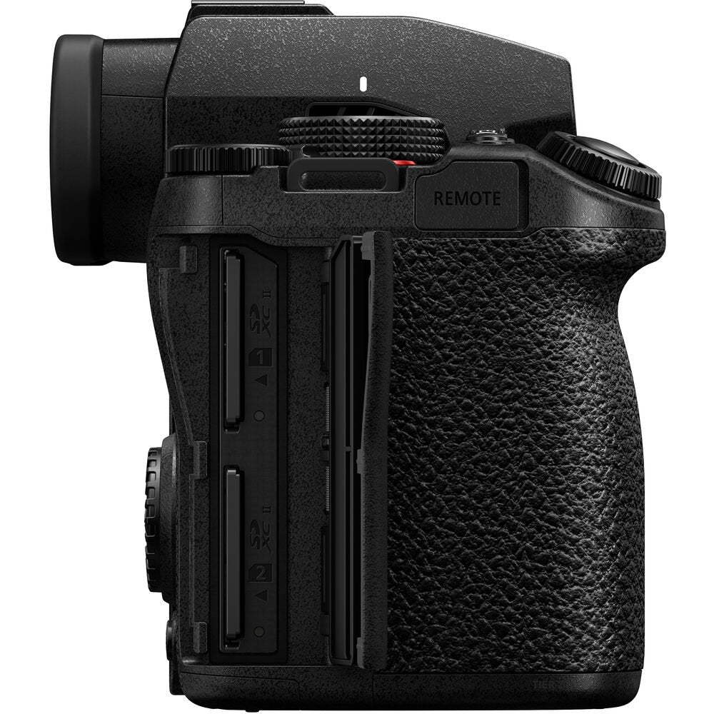 Panasonic Lumix S5 II Mirrorless Camera image 2