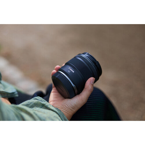 Canon 45mm f/1.2 STM Lens (Canon RF) image 4