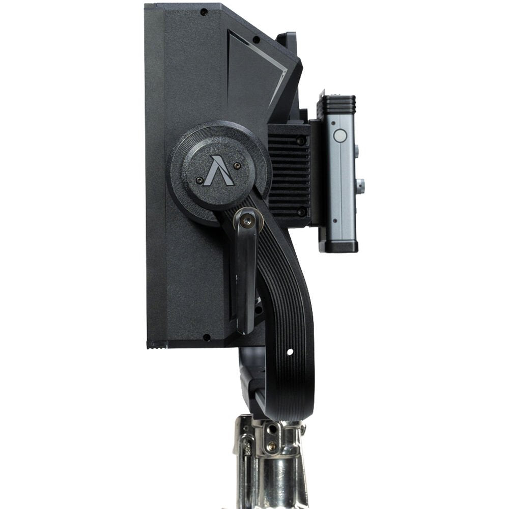 Aputure Nova P600c 2x1 RGBWW LED Panel image 7