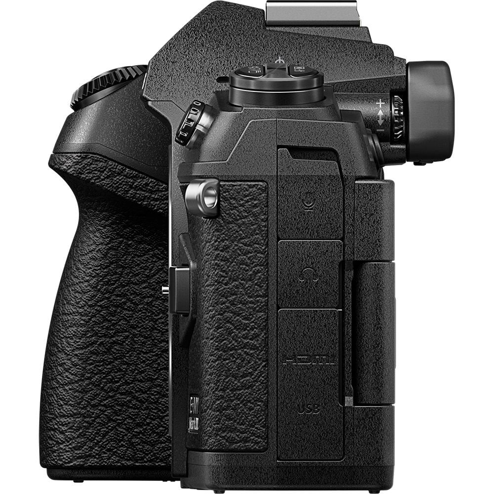 Olympus OM-D E-M1 Mark III Mirrorless Digital Camera image 3