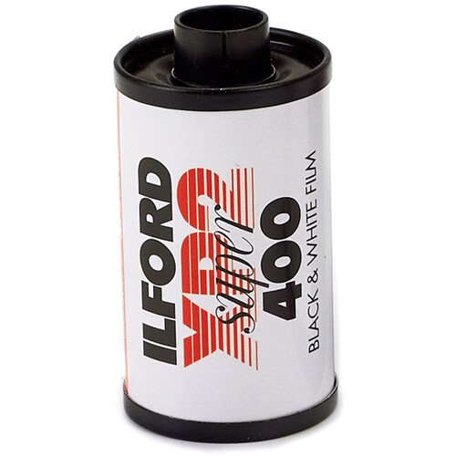 Ilford XP2 Super Black and White Negative Film (35mm Roll Film, 36 Exposures) image 0