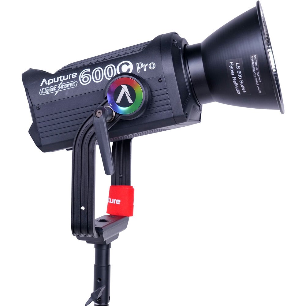 Aputure LS 600c Pro RGB LED Light (V-Mount) image 1
