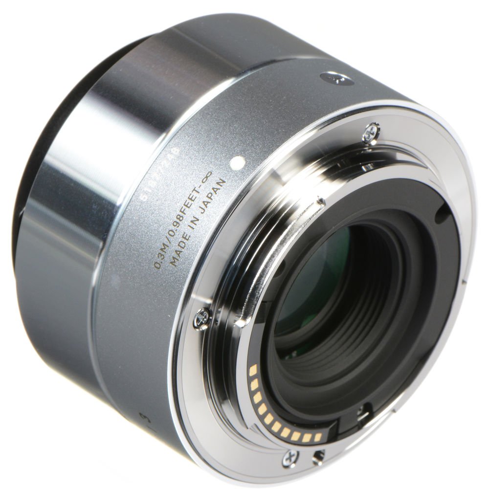Sigma 30mm f/2.8 DN Lens for Sony E-mount Cameras (Silver) image 2