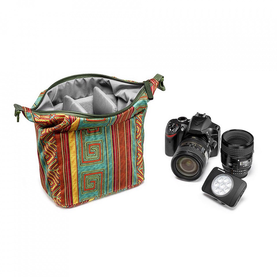 National Geographic Rain Forest camera messenger bag M for DSLR image 2