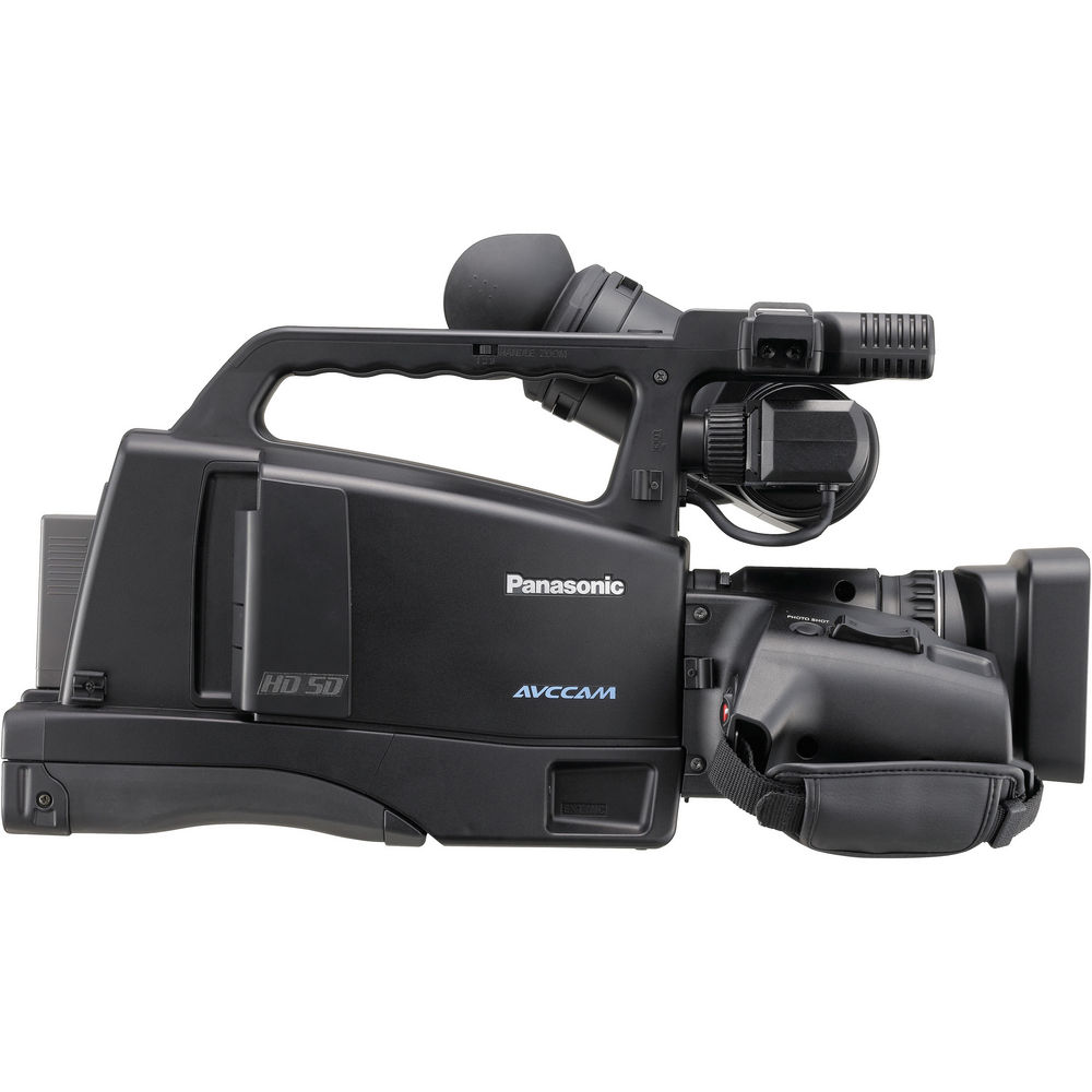 Panasonic AG-HMC80 Pro AVCCAM HD Shoulder Mount PAL Camcorder image 2
