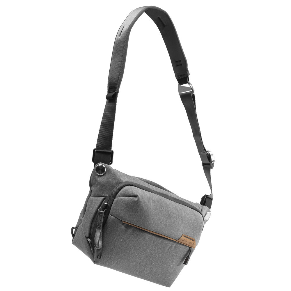 Peak Design Everyday Sling v2 (Ash) image 2