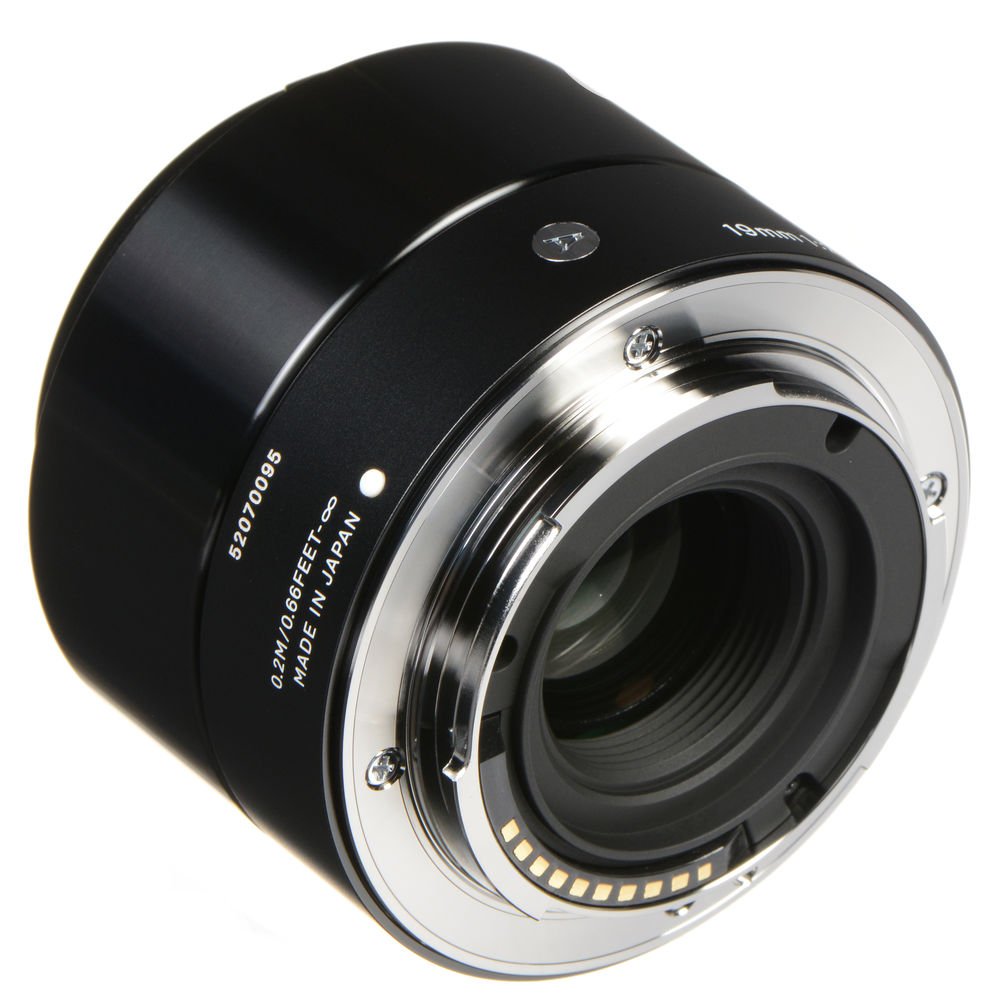 Sigma 19mm f/2.8 DN Art Lens for Sony E (Black) image 3