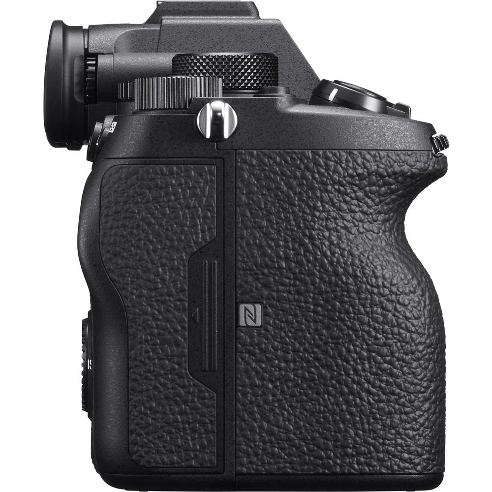 Sony Alpha a7R IV Mirrorless Digital Camera (Body Only) image 3