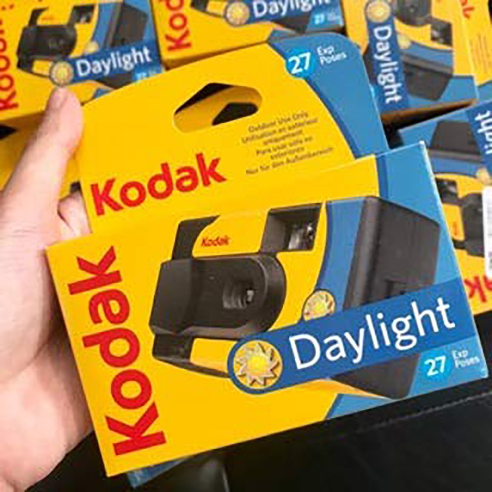 Kodak Day Light Single Use Camera with 27 Exp Poses image 1