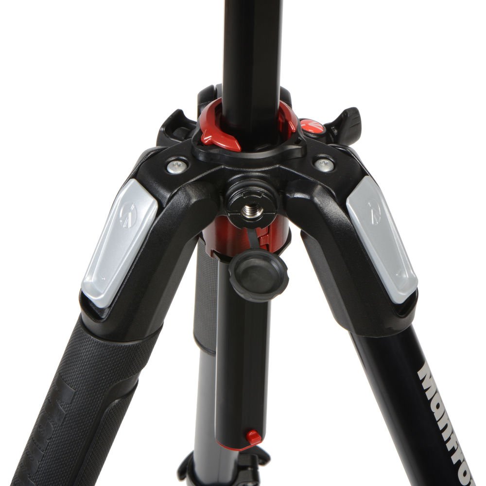 Manfrotto MK055XPRO3-BHQ2 Aluminum Tripod with XPRO Ball Head and 200PL QR Plate image 4