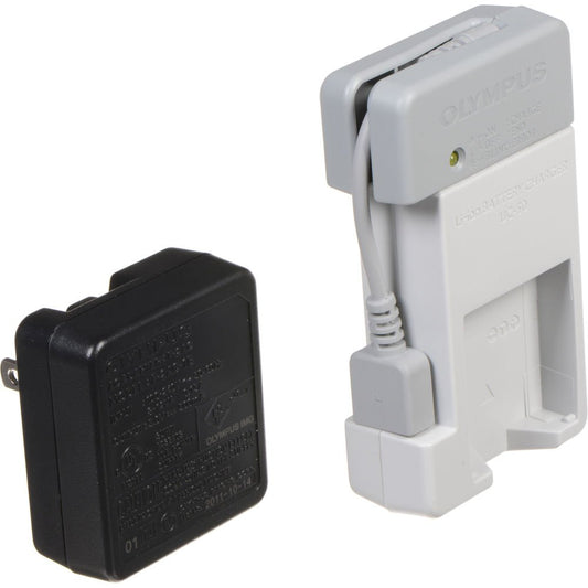 Olympus UC-50 Lithium-Ion Battery Charger image 1
