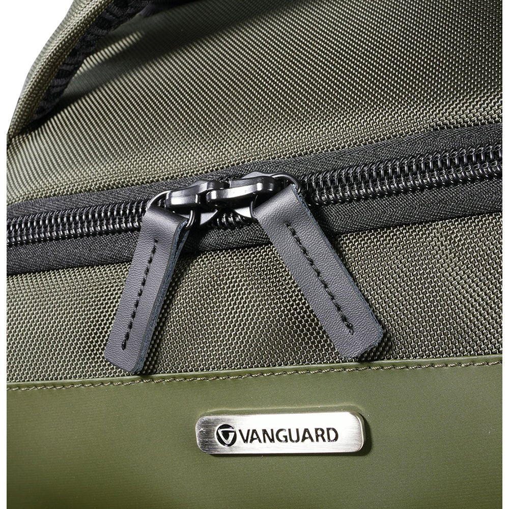 Vanguard VEO SELECT 59T GR Roller Case (Green) image 1