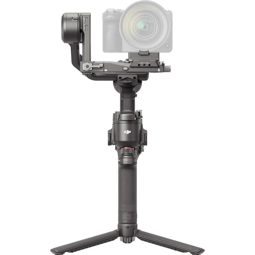 DJI RS 4 Gimbal Stabilizer Combo image 3