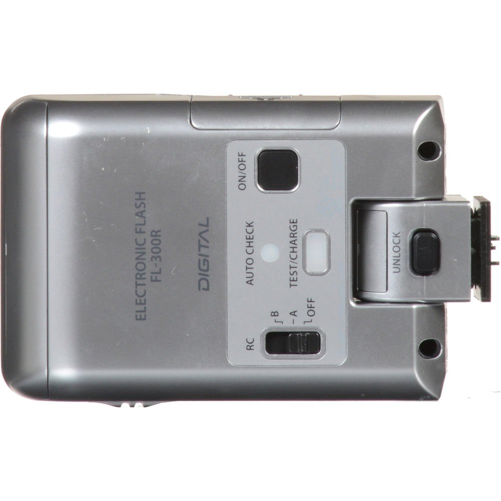Olympus FL-300R Flash image 6