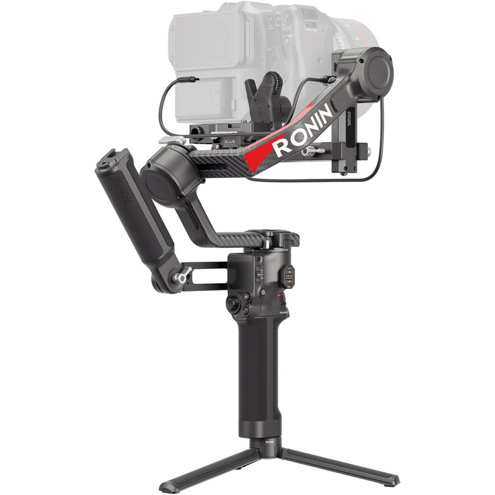 DJI RS 4 Pro Gimbal Stabilizer Combo image 0