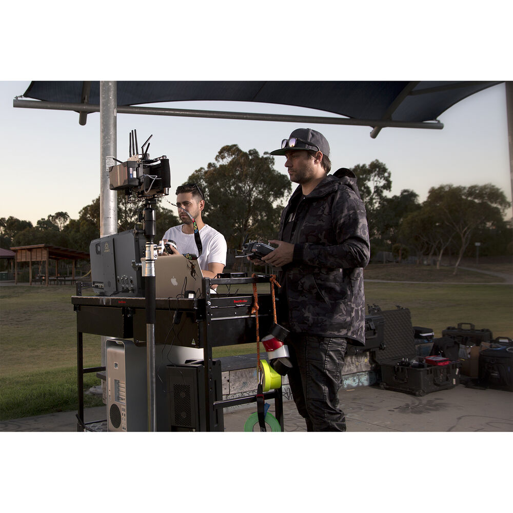 Atomos Sumo 19" SE HDR Monitor, Recorder, and Switcher image 7