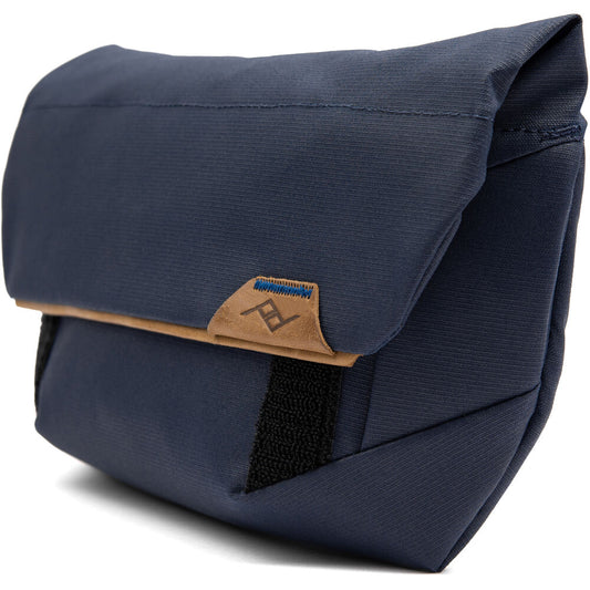 Peak Design Field Pouch v2 (Midnight) image 1
