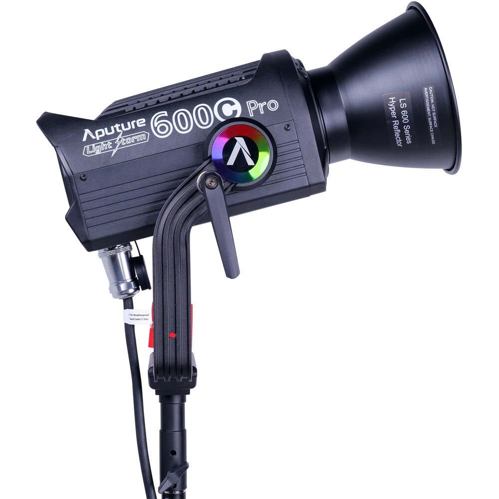 Aputure LS 600c Pro RGB LED Light (V-Mount) image 2