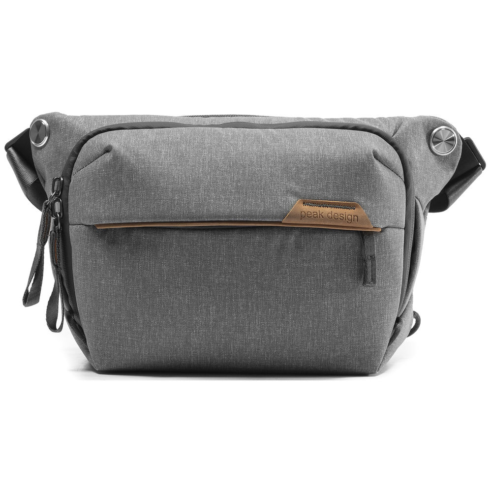 Peak Design Everyday Sling v2 (Ash, 3L) image 0