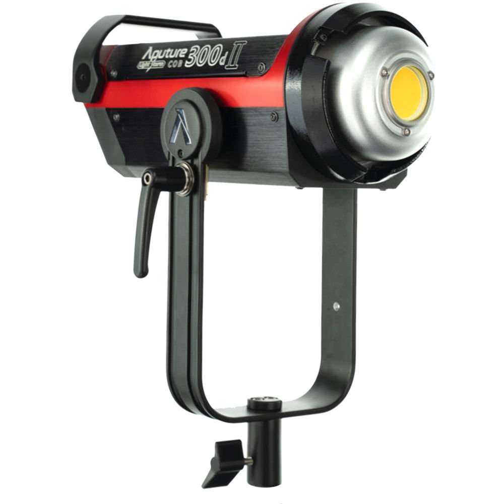 Aputure Light Storm C300d Mark II LED Light Kit with V-Mount Battery Plate image 2