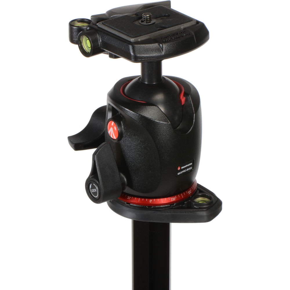 Manfrotto MK055XPRO3-BHQ2 Aluminum Tripod with XPRO Ball Head and 200PL QR Plate image 3